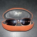 Maui Jim Punchbowl Chocolate Brown W/ Rose Reading Glasses. Fixed Price $75.00.