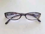 Vera Bradley Meg Reading Glasses Vines Floral Pattern 2.00. Fixed Price $15.99.