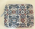 Vera Bradley "lisbon Medallion" Tablet Sleeve Or E-reader Case Nwt. Fixed Price $22.50.