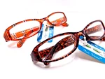 2 Pair Lady Reading Glasses +1.0 Compact Quality Fair Vision Brand Readers. Fixed Price $21.00.