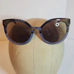 Peepers Montauk 3044R +2.50 Reading Sunglasses Multi Horn Blue W/ Case. Fixed Price $19.99.