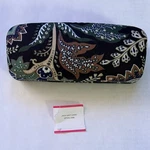 Vera Bradley Java Navy Camo Hard Case Sunglasses Floral Felt Lining. Fixed Price $14.99.