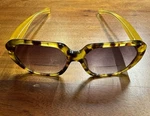 Eyebobs Dairy 119 Tortoise Frame Brown +1.50 Reader Sunglasses. Fixed Price $19.50.