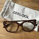 Zeelool Retro For Women Cheetah Print Frame With Clear Plastic Lens. Fixed Price $15.00.