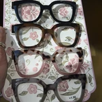 Vince Camuto 4-PK Premium Reading Glasses Collection Readers +1.50 Authentic. Fixed Price $39.99.