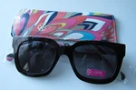 Trina Turk Black Pismo Beach Reader Sunglasses 50-19-145 New W/ Case. Fixed Price $39.94.