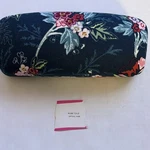 Vera Bradley Rose Toile Hard Case Glasses Floral Blue Multicolor. Fixed Price $14.99.