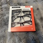Design Optics By Foster Grant Fashion Cateye 811 Reading Glasses Pk +3.00. Fixed Price $13.59.